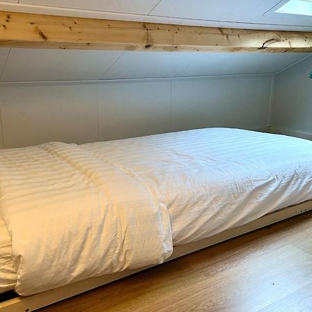 Bed And Breakfast Roodkapje Каатсхойвел Экстерьер фото