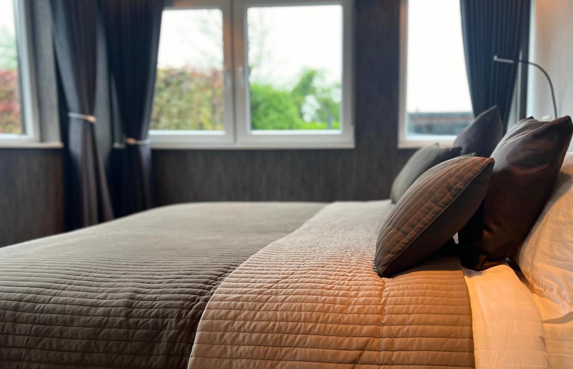 Bed And Breakfast Roodkapje Каатсхойвел Экстерьер фото
